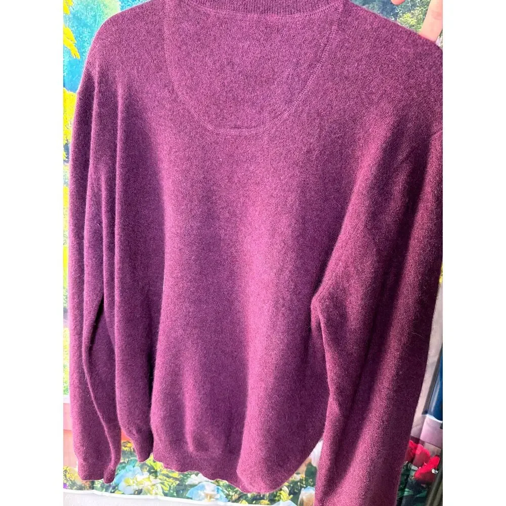 0110 Black Saks Fifth Avenue Cashmere V Neck Sweater XL‎